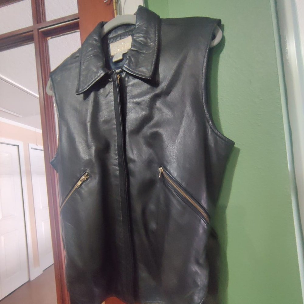 VEUC Sz S Cache Womens Lambskin Black Leather Belted Vest